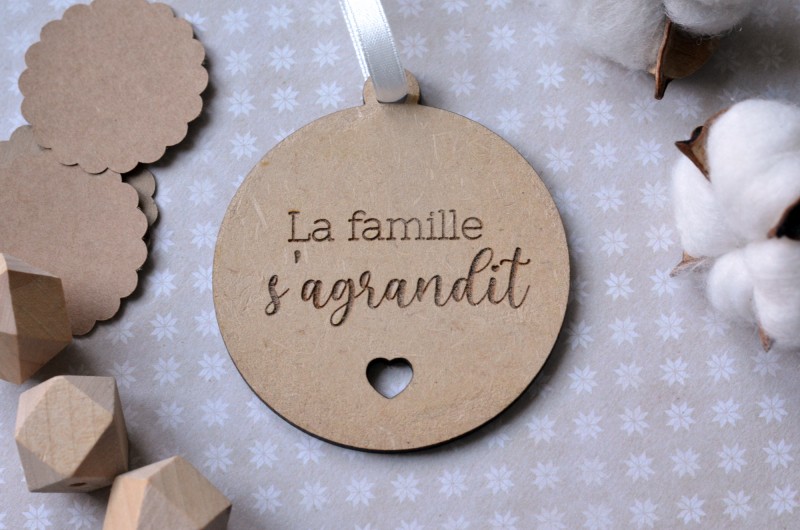 Décoration de Noël en bois - Annonce naissance