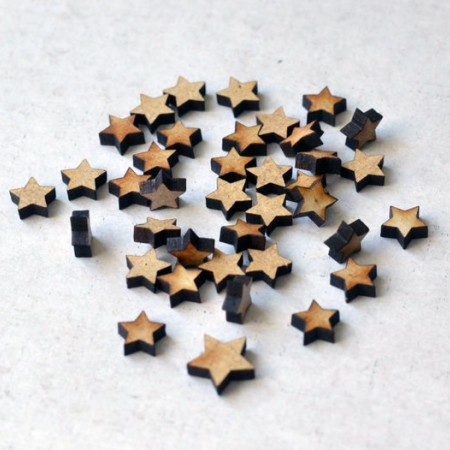 Lot de 50 Étoiles en bois